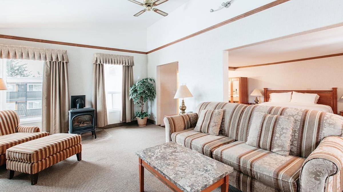 Mount Robson Inn Τζάσπερ Εξωτερικό φωτογραφία