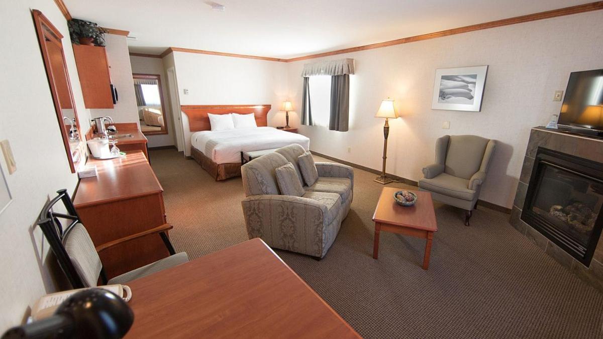 Mount Robson Inn Τζάσπερ Εξωτερικό φωτογραφία