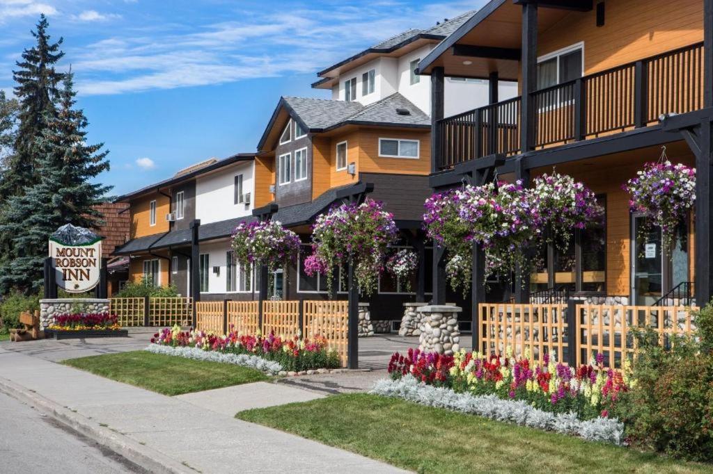 Mount Robson Inn Τζάσπερ Εξωτερικό φωτογραφία