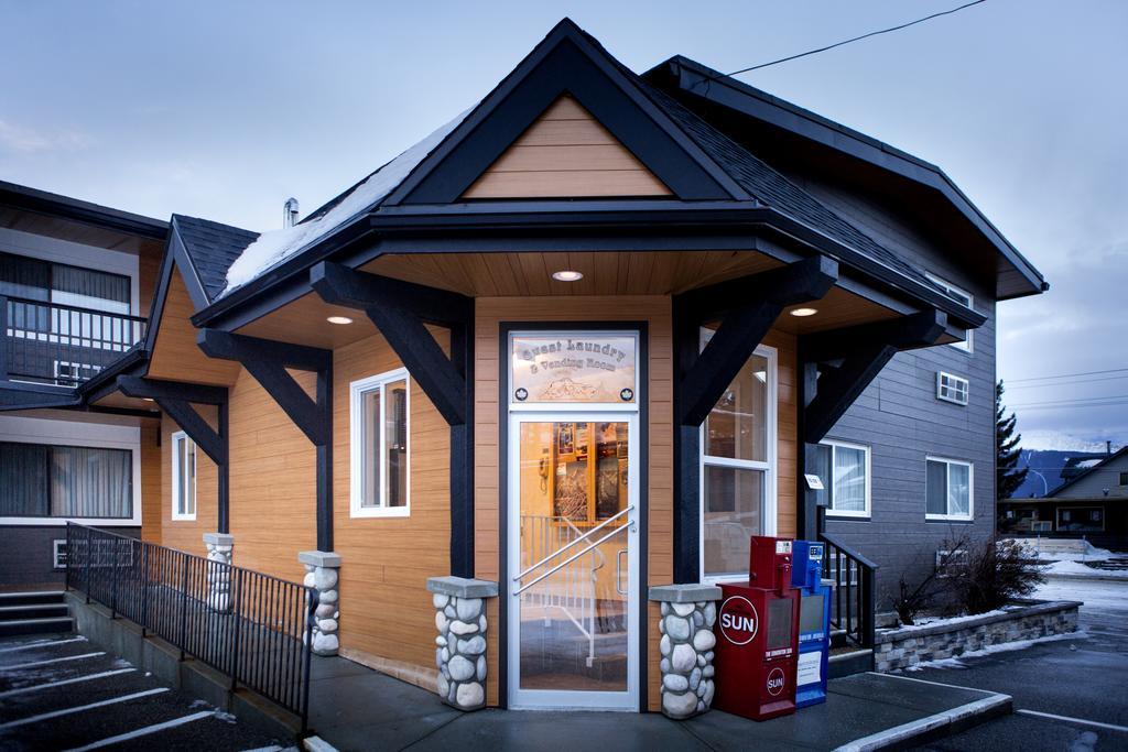 Mount Robson Inn Τζάσπερ Εξωτερικό φωτογραφία
